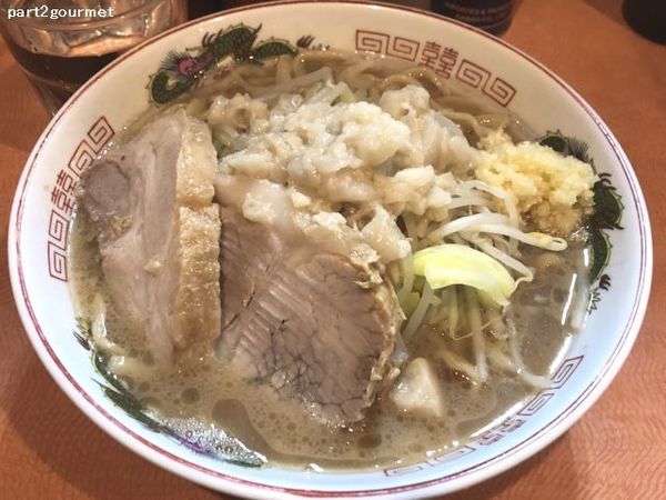 「ラーメン 「ニンニクアブラ」(850円)」@自家製麺ラーメン 佐藤の写真