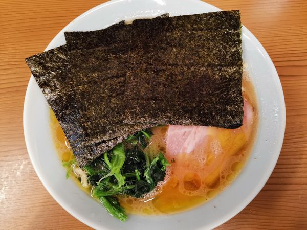 「ラーメン並」@家系らーめん 武将家 外伝の写真