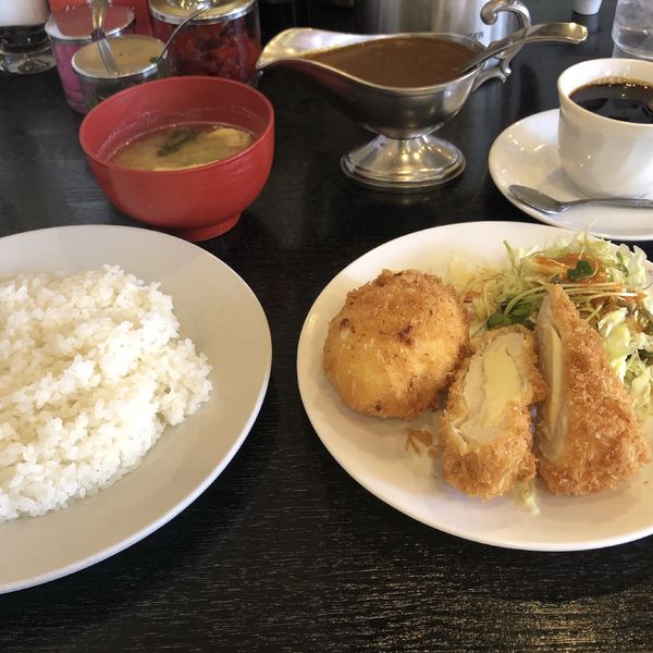 「ササミチーズカツ＆カニクリームコロッケ」@カレーショップ ラホールの写真