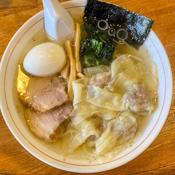 「ワンタンメン ¥880 味玉 ¥110」@佐野ラーメン たかのの写真