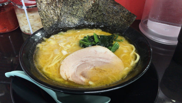 「ラーメン　￥720」@横浜家系ラーメン 武石家の写真