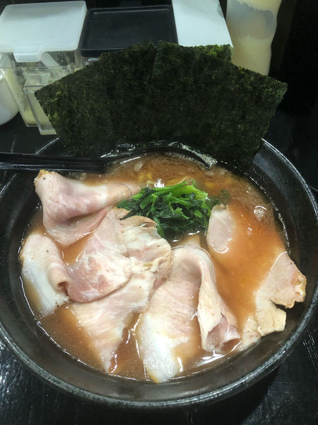 「チャーシュー麺、硬め濃いめ」@神輿家 本店の写真