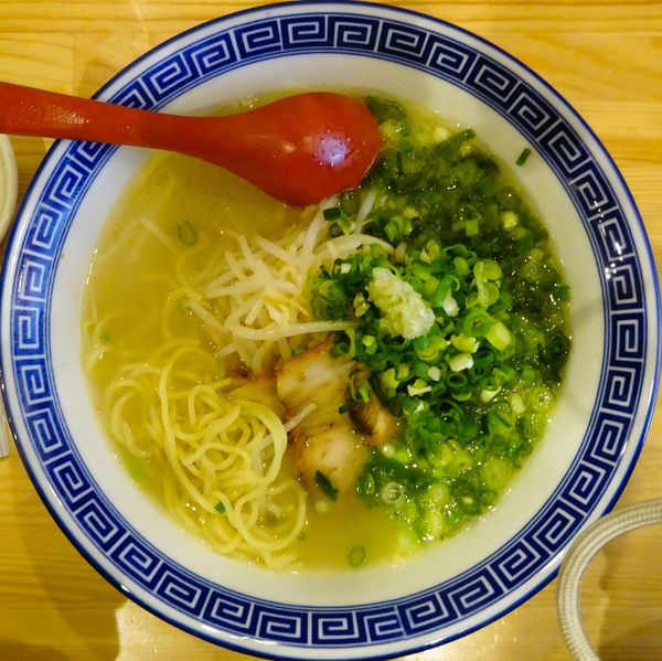 「宮崎ラーメン＋ねぎ（880円）」@あたりや食堂 谷中店の写真