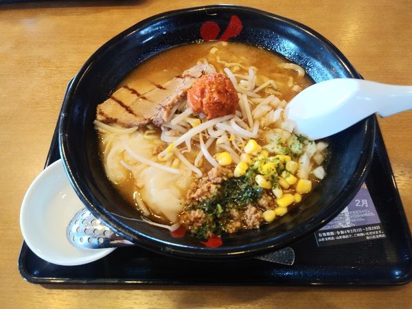 「辛味噌えびワンタンめん」@花鳥風月 山形北町店の写真