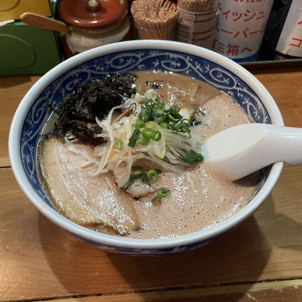 「とんこつラーメン￥700」@愚直の写真