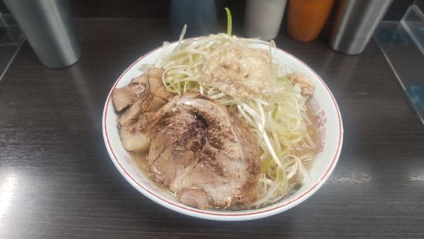 「小ラーメン（麺半分）味ネギ」@ラーメン二郎 川越店の写真