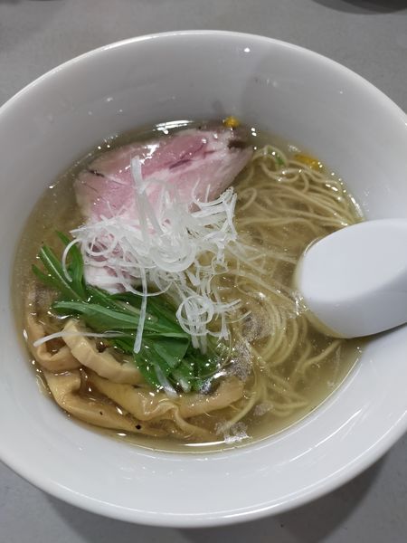 「鶏だし塩ラーメン」@麺処 清水の写真