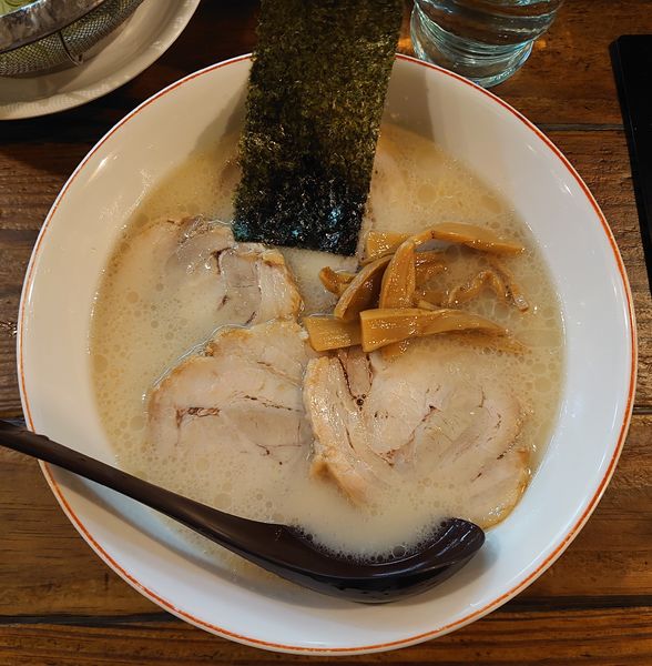 「ちゃーしゅーめん(980円)」@一笑ラーメンの写真