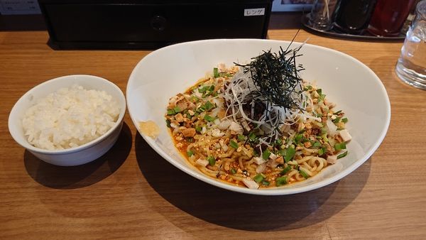 「坦々まぜそば 大盛り 半ライス」@胡楼亭の写真