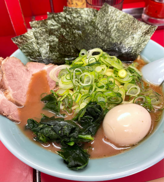 「烏山スペシャル大」@横浜家系ラーメン 武蔵家 千歳烏山店の写真