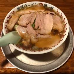 ラーメン　800円