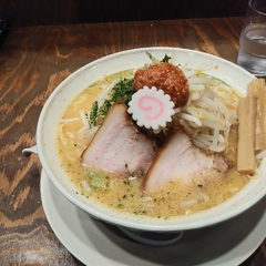 中華そば 満月 ダムズ竹尾店の画像