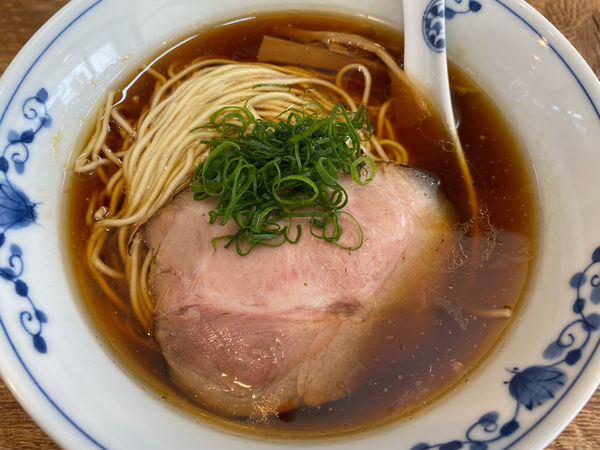 「醤油らぁ麺」@らぁ麺 うの屋の写真