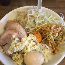 汁なし小　900円