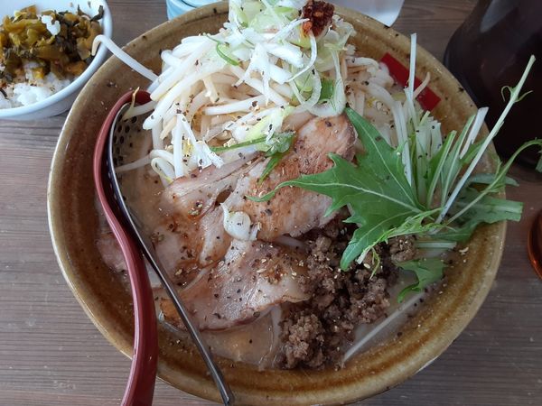 「天菜味噌ラーメン　替え玉　高菜ご飯」@中華盛そば ◯三亭の写真
