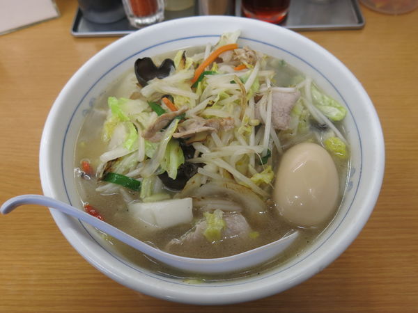 「野菜タンメン：500円（味玉はクーポン券で無料）」@福しん 上野駅前店の写真