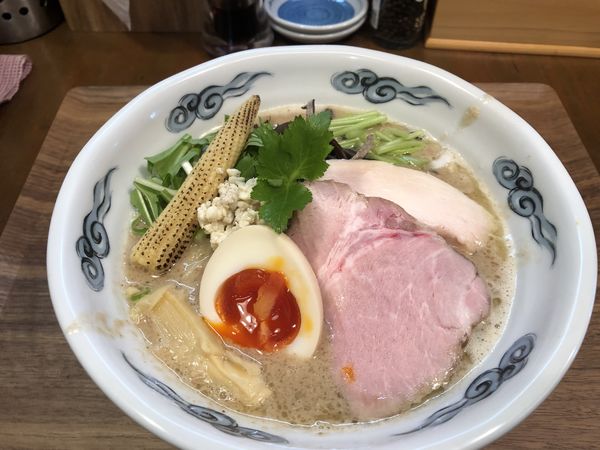 「濃厚鶏白湯ラーメン」@鶏骨らぁめん 極み鶏の写真