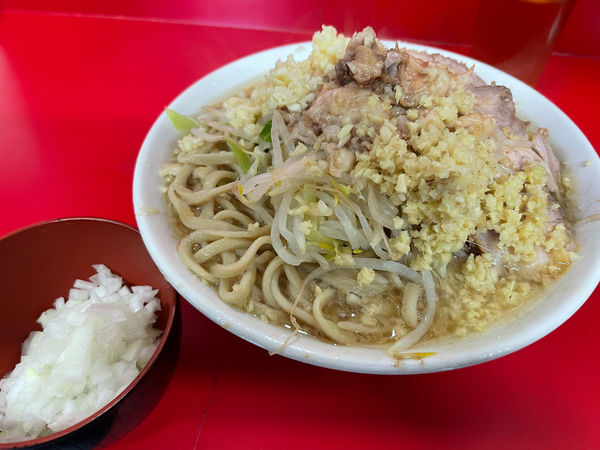 「ラーメン小＋タマネギ」@ラーメン二郎 大宮公園駅前店の写真