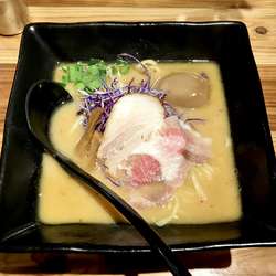 味噌半熟味玉付き