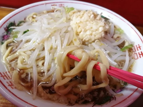 「ラーメン(からめニンニク)(700)」@ザ・ラーメンスモールアックスの写真