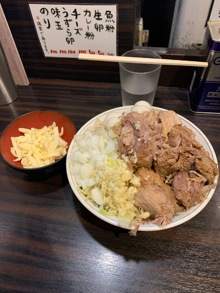 「小豚そば肉W入り+肉うずらチーズ」@大盛軒の写真