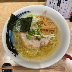 鮨らぁー麺 釣りきん 横浜ドリームランド店の画像
