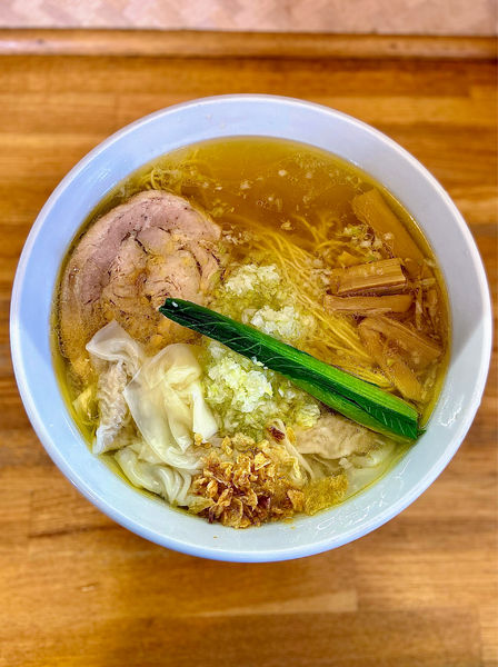 「塩ワンタンめん」@心麺の写真