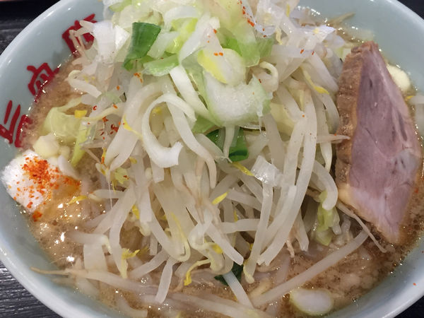 「ラーメン 野菜マシマシ」@旨い安い腹いっぱい 幕張店の写真