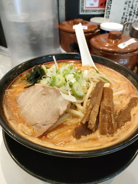「激辛ラーメン」@北海道らーめん みそ熊 北千住店の写真