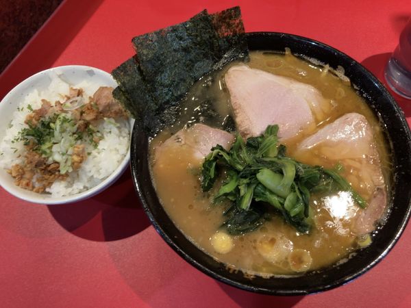 「チャーシューメン3枚　ネギチャーシューまぶし」@厚木家の写真