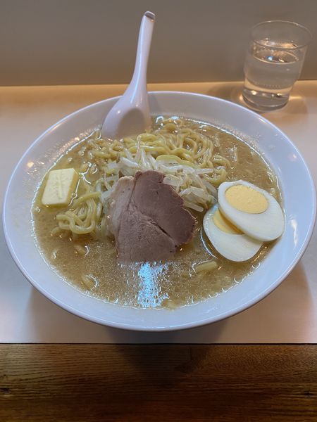 「味噌バター　大盛り」@札幌ラーメンこぐまの写真
