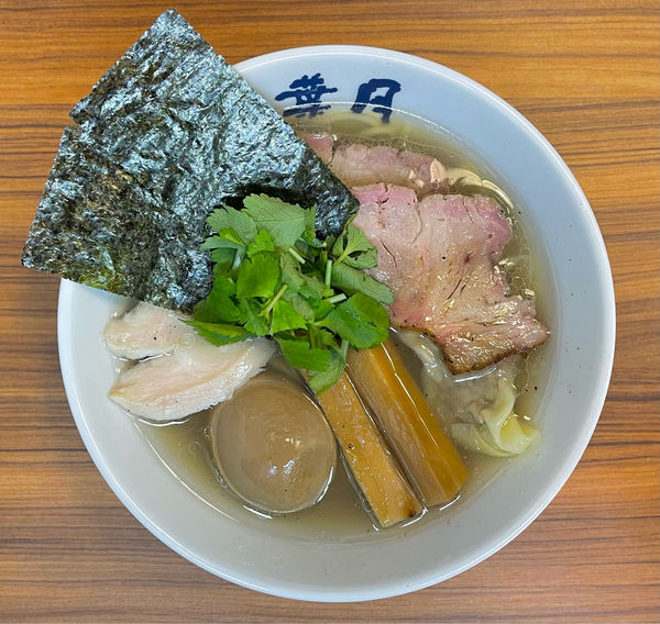 「汐特ワンタン麺」@らぁめん 葉月の写真