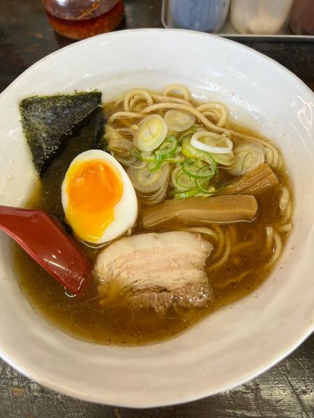 「バリだし醤油らーめん」@麺場 風麟の写真