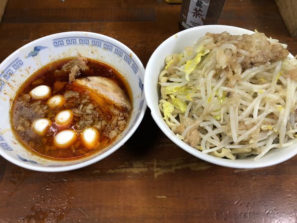 「つけ麺うずら　ヤサイアブラ」@蓮爾 新町一丁目店の写真