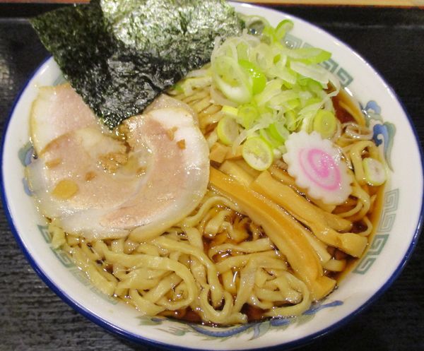 「新中華そば　650円」@舎鈴 東京サンケイビル店の写真