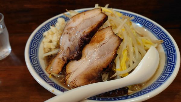 「限定　ヤサイニンニクヒビキブラック　背脂増し＋チューシュー1」@八王子 響の写真