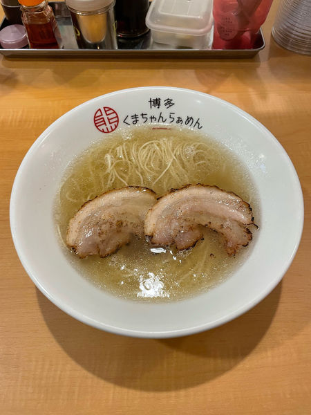 「クリアとんこつ」@博多くまちゃんらぁめん 春日店の写真