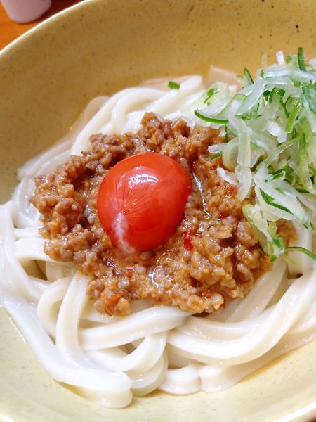 「肉味噌月見」@上を向いての写真