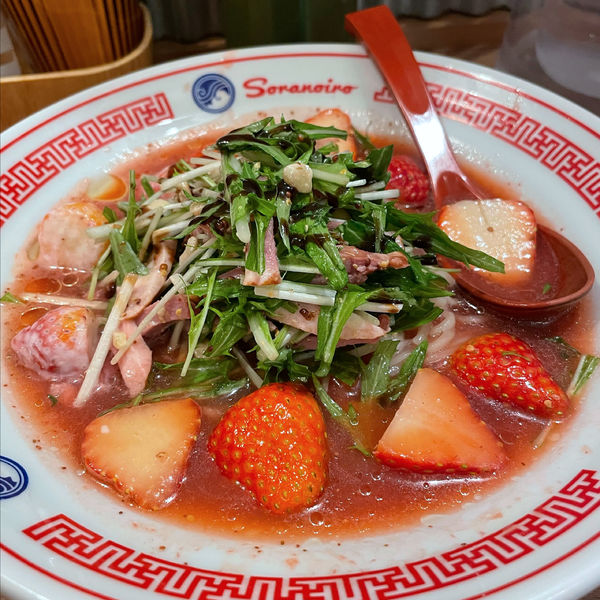 「ソラのいちご冷麺 2022 at tokyo 1,500円」@ソラノイロ NIPPONの写真