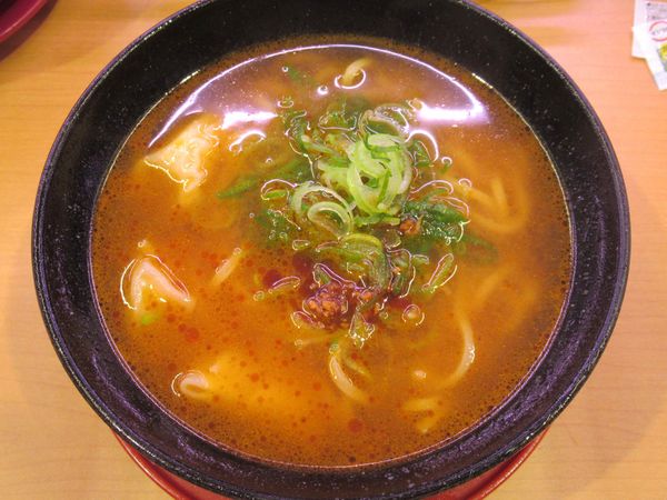 「濃厚えび味噌ワンタンメン（370円）」@スシロー 立川駅北口店の写真