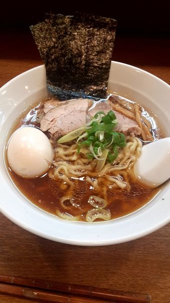 「特製らぁめん」@らぁめん山と樹の写真