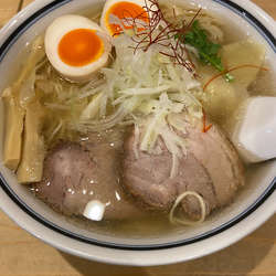 くろおびラーメン　塩　大盛