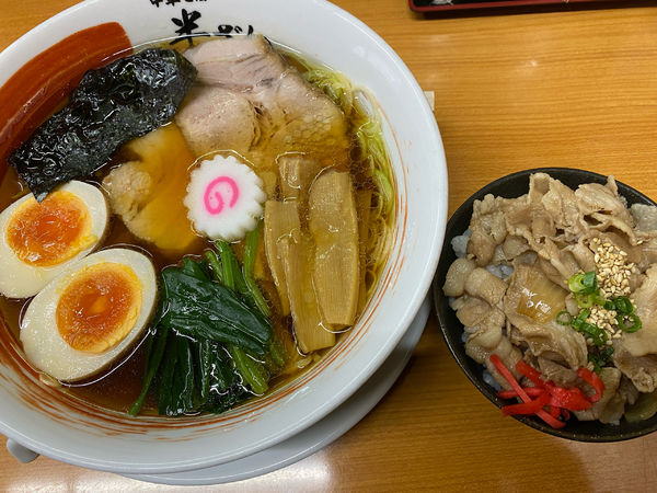 「中華そば煮玉子醤油+ランチ豚めし」@中華そば 半ざわの写真
