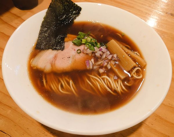 「しょうゆラーメン」@銀界の写真