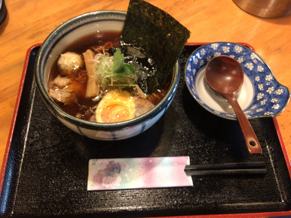 「醤油（800円）」@支那そば かりんの写真