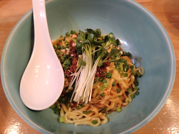 「１ 正宗担々麺　９００円」@担々麺本舗 辣椒漢の写真