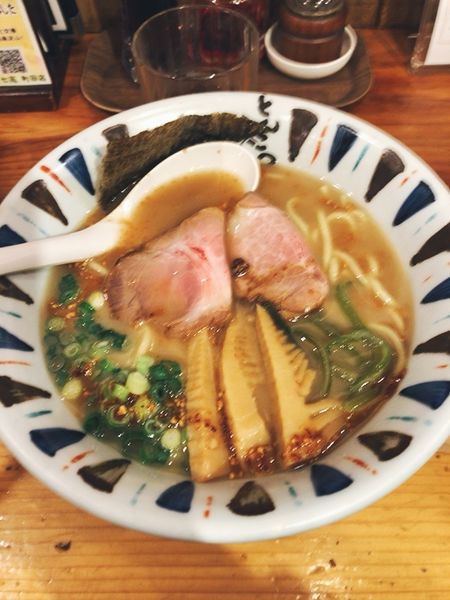 「七志ラーメン　830円」@七志 町田店の写真