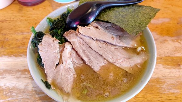 「チャーシューメン+ほうれん草」@四号家の写真