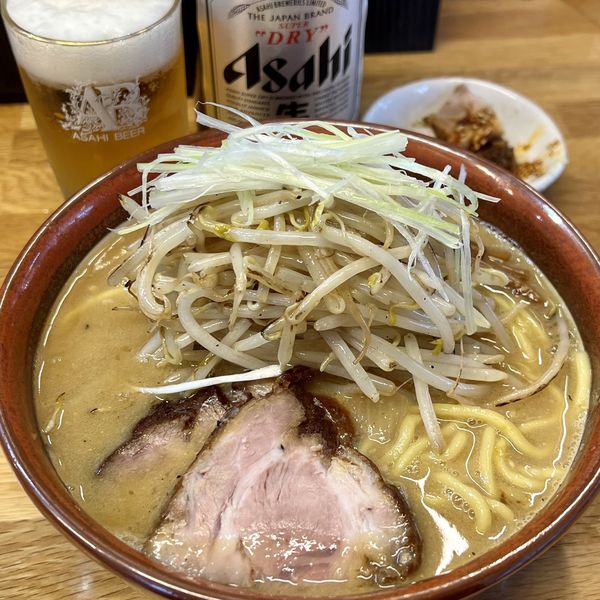 「味噌らーめん＋アサヒスーパードライ（中瓶）」@味噌っ子 ふっくの写真