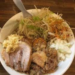 汁なし小　900円